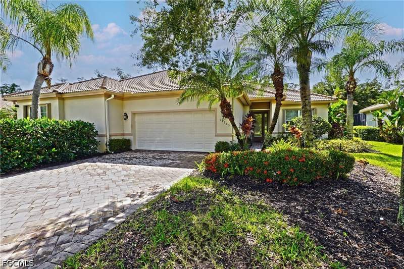 2 bedroom Attached at 11265 Suffield St, Bridgetown, Fort Myers — photo 2