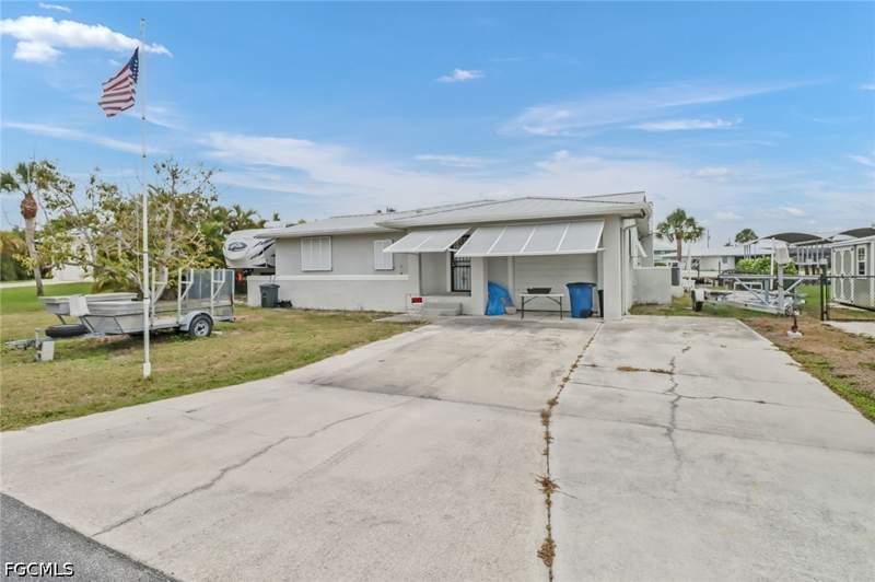 3 bedroom SingleFamilyResidence at 17731 Broadway Ave, Tip Top Isles, Fort Myers Beach — photo 3