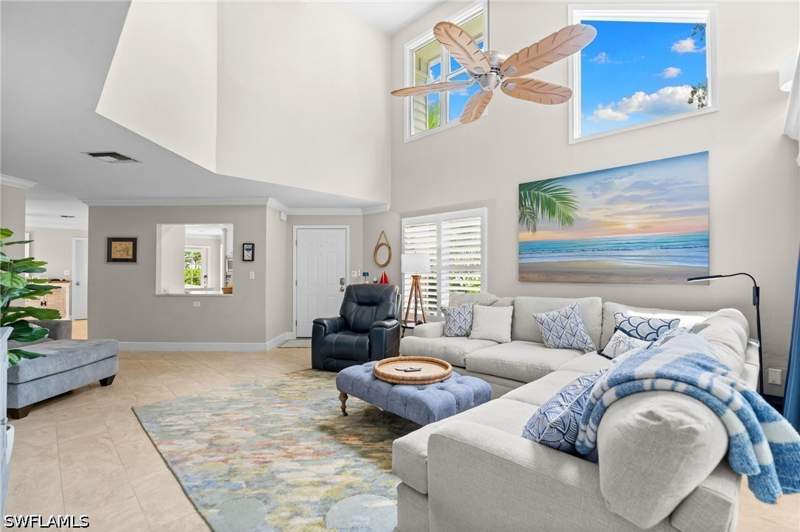3 bedroom Attached at 4008 Crayton Rd A1, Villas Of Park Shore, Naples — photo 3