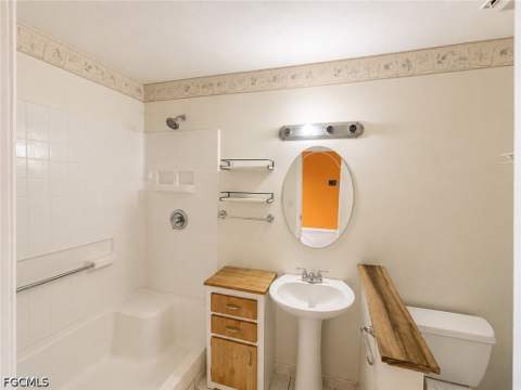 1005 SW 48th Ter 3, Cape Coral FL - photo 19 of 20