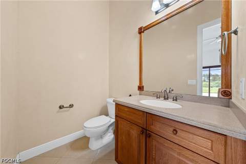 680 Mirror Lakes Ct, Lehigh Acres FL - photo 18 of 33