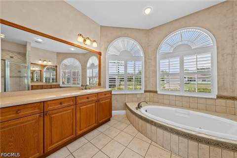 680 Mirror Lakes Ct, Lehigh Acres FL - photo 22 of 33
