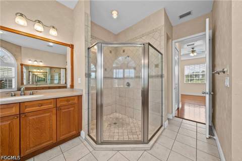 680 Mirror Lakes Ct, Lehigh Acres FL - photo 23 of 33