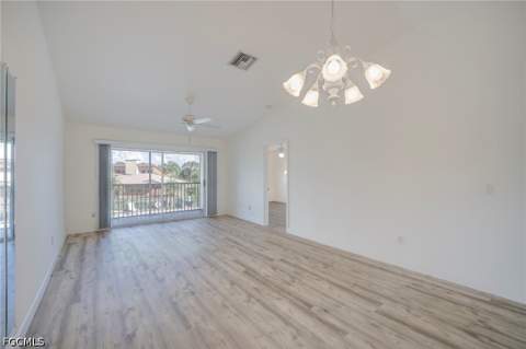 5709 Foxlake Dr 208, North Fort Myers FL - photo 13 of 28