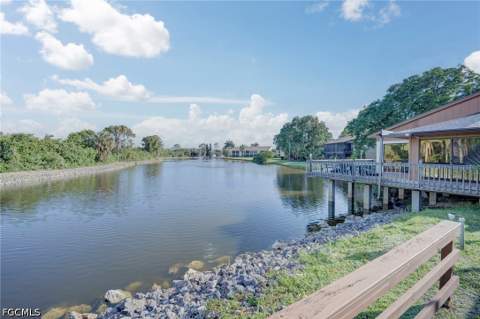 5709 Foxlake Dr 208, North Fort Myers FL - photo 24 of 28