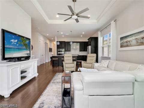 9225 Cayman Dr, Naples FL - photo 11 of 40