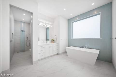 623 Park Shore Dr, Naples FL - photo 19 of 43