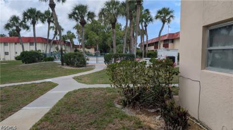 198 Joel Blvd 4, Lehigh Acres FL - photo 11 of 21