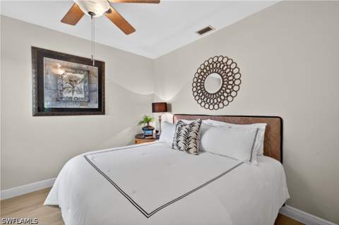 5035 Yacht Harbor Dr 103, Naples FL - photo 14 of 43