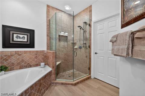 5035 Yacht Harbor Dr 103, Naples FL - photo 17 of 43