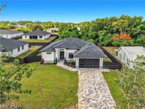 2905 4th St W, Lehigh Acres FL - photo 8 of 38