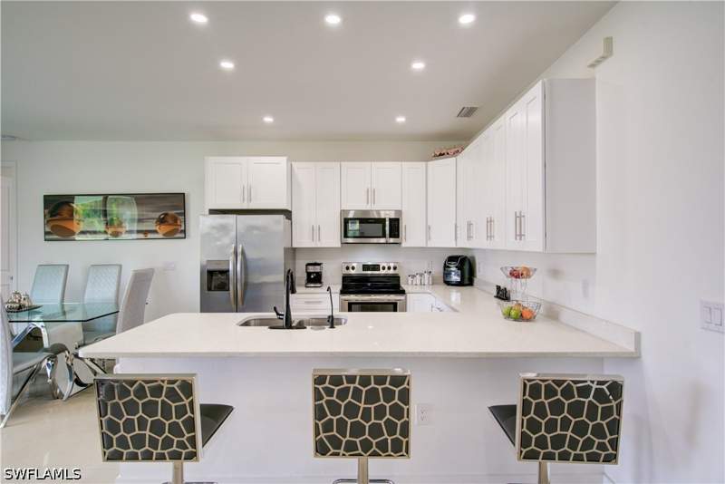 3 bedroom SingleFamilyResidence at 7035 Brazil Cir, Port Labelle, Labelle — photo 4