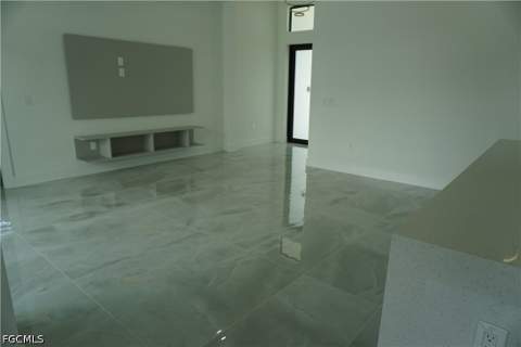 2523 SW 18th Ave, Cape Coral FL - photo 18 of 49