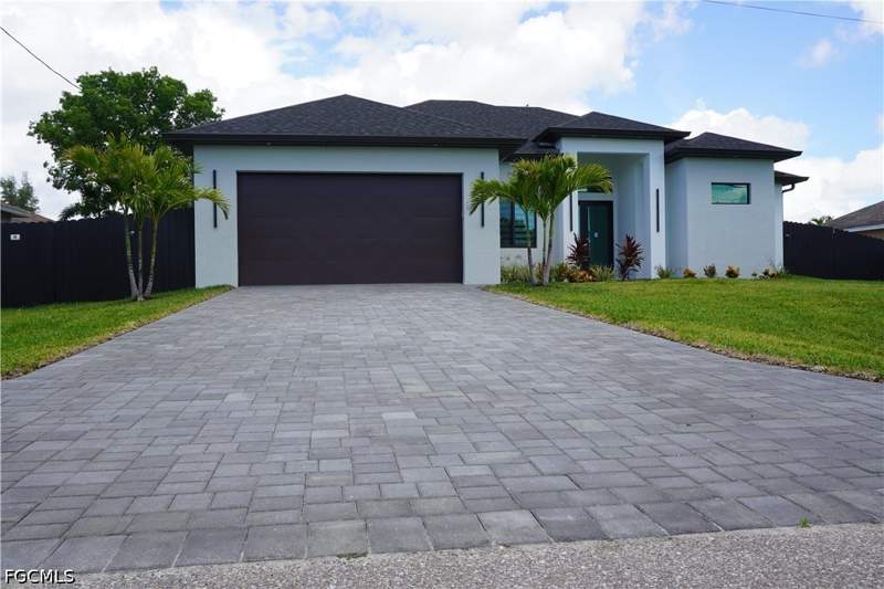 4 bedroom SingleFamilyResidence at 2523 SW 18th Ave, Cape Coral, Cape Coral — photo 2