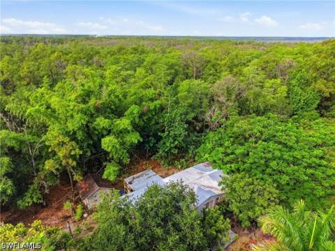 22690 Mulholland Dr, Fort Myers FL - photo 6 of 17