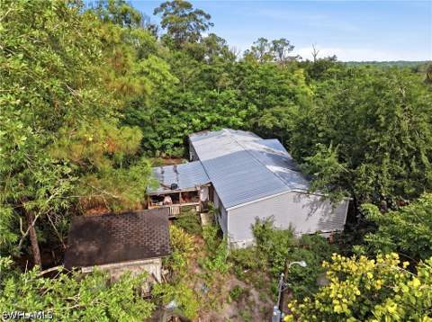 22690 Mulholland Dr, Fort Myers FL - photo 7 of 17
