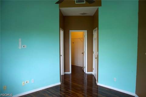 4213 Liron Ave 202, Fort Myers FL - photo 11 of 24