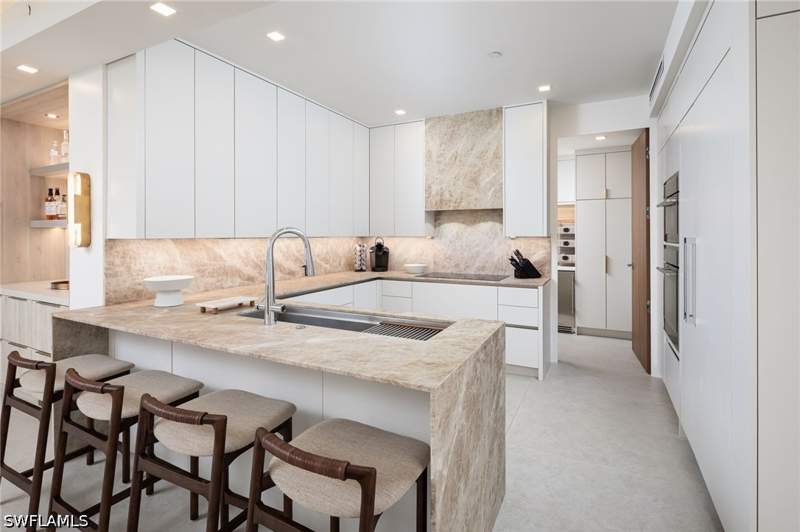 3 bedroom Condominium at 410 Flagship Dr 903, Regatta, Naples — photo 5