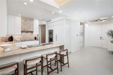 410 Flagship Dr 903, Naples FL - photo 6 of 27