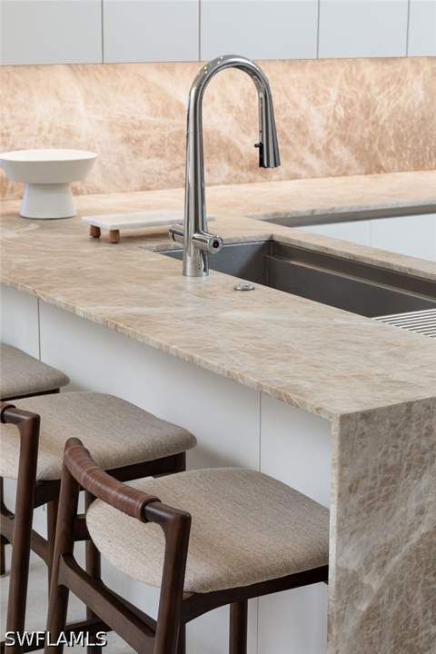 410 Flagship Dr 903, Naples FL - photo 7 of 27