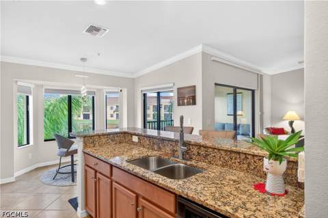 13710 Julias Way 924, Fort Myers FL - photo 13 of 28
