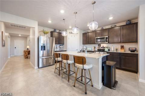 1243 Caloosa Cove Dr, Labelle FL - photo 11 of 40