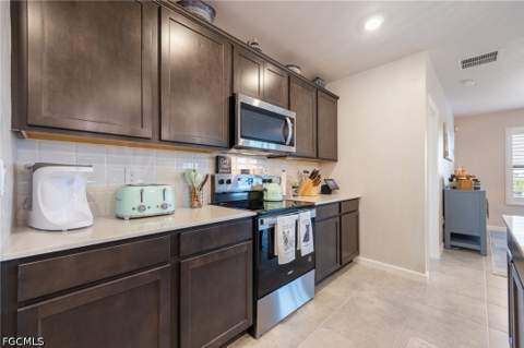 1243 Caloosa Cove Dr, Labelle FL - photo 15 of 40
