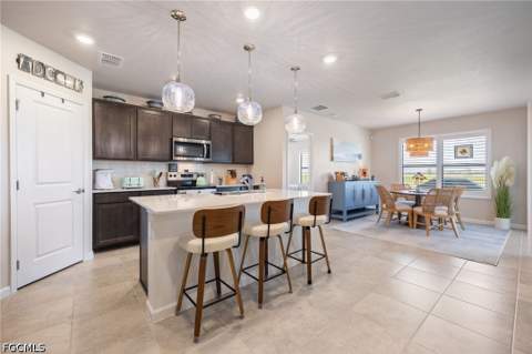 1243 Caloosa Cove Dr, Labelle FL - photo 9 of 40