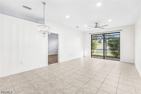 7542 Bristol Cir, Naples FL - photo 10 of 29