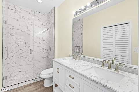 7542 Bristol Cir, Naples FL - photo 15 of 29