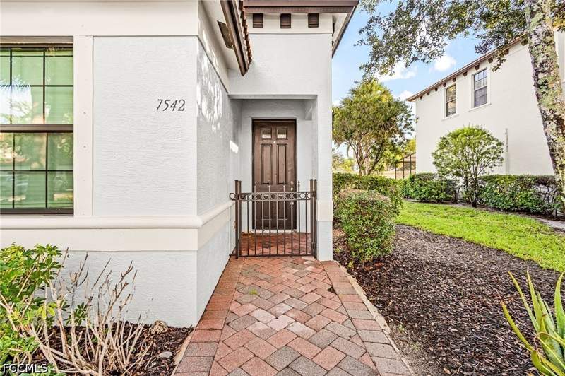 3 bedroom SingleFamilyResidence at 7542 Bristol Cir, Bristol Pines, Naples — photo 2