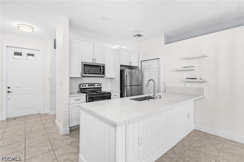 3 bedroom SingleFamilyResidence at 7542 Bristol Cir, Bristol Pines, Naples — photo 4