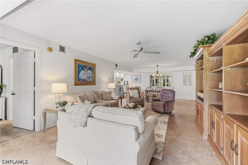 2 bedroom Condominium at 1518 Oyster Catcher Pt 1518A, Naples Bath And Tennis Club, Naples — photo 4