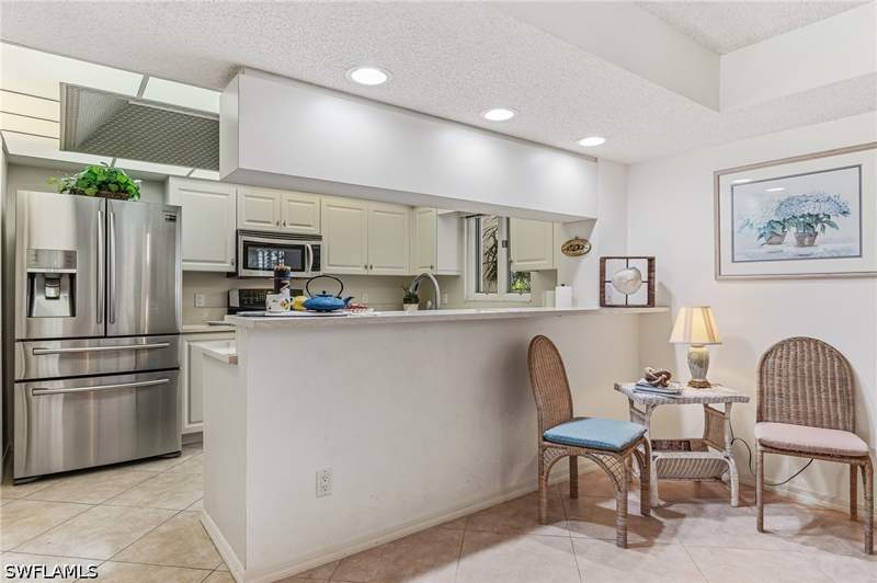 2 bedroom Condominium at 1518 Oyster Catcher Pt 1518A, Naples Bath And Tennis Club, Naples — photo 5