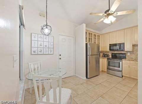 4718 Via Carmen, Naples FL - photo 8 of 35