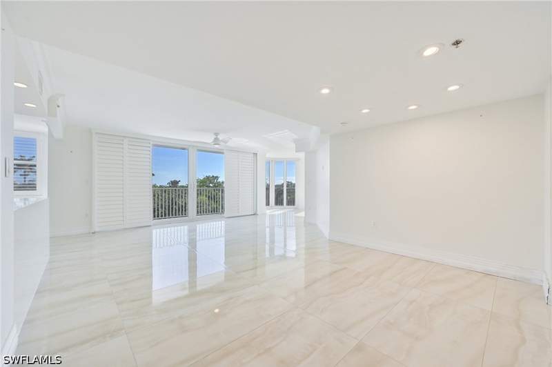 2 bedroom Condominium at 6361 Pelican Bay Blvd 202, St Lucia, Naples — photo 3