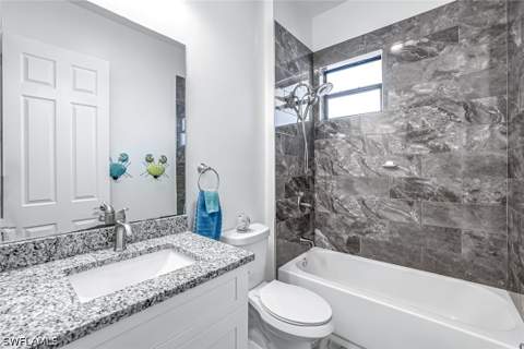 3980 Full Moon Ct, Naples FL - photo 18 of 36