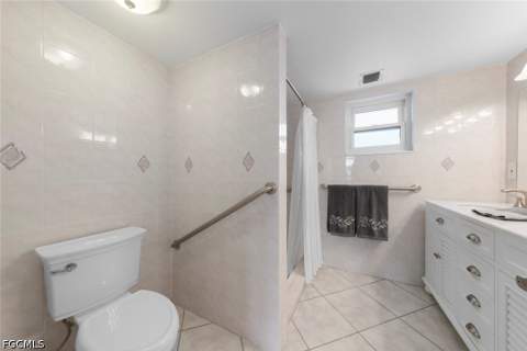 6102 Augusta Dr 207, Fort Myers FL - photo 16 of 42