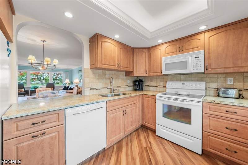 2 bedroom Condominium at 6102 Augusta Dr 207, Seven Lakes, Fort Myers — photo 2