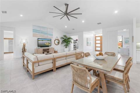 18355 Fairmont Dr, Naples FL - photo 8 of 47
