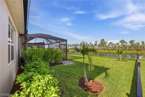 20352 Camino Torcido Loop, North Fort Myers FL - photo 7 of 48