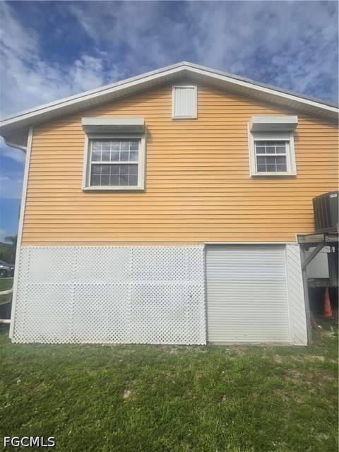 8093 Anhinga Rd, Fort Myers FL - photo 7 of 30