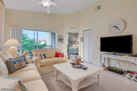 4236 Bellasol Cir 1021, Fort Myers FL - photo 11 of 34