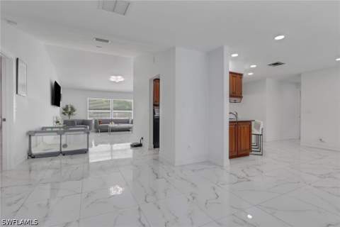 521 31st St SW, Naples FL - photo 10 of 37