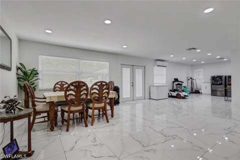 521 31st St SW, Naples FL - photo 8 of 37