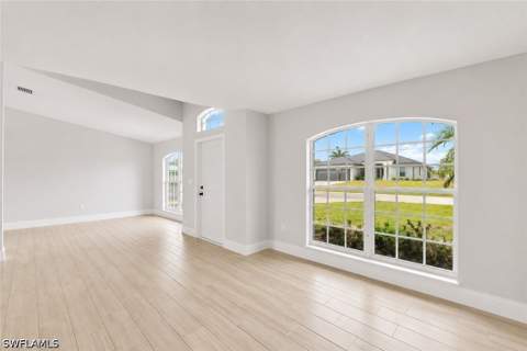 221 NW 29th Pl, Cape Coral FL - photo 6 of 33