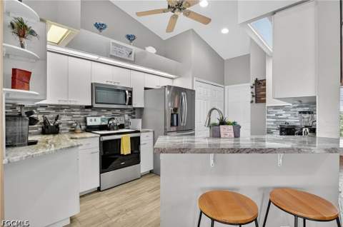 412 SE 13th Ave, Cape Coral FL - photo 10 of 50