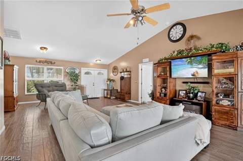 412 SE 13th Ave, Cape Coral FL - photo 7 of 50