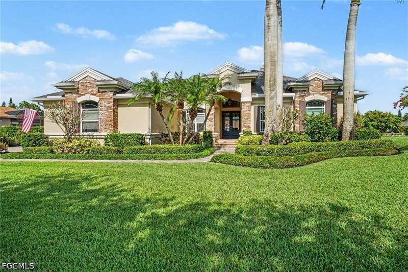 4 bedroom SingleFamilyResidence at 15220 Blackhawk Dr, Blackhawk, Fort Myers — photo 3