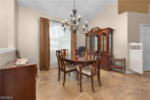 469 NE 1st Pl, Cape Coral FL - photo 21 of 46